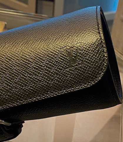 Louis Vuitton Porta orologi da tre in pelle epi pari al nuovo - Vendita  Orologi Gioielli